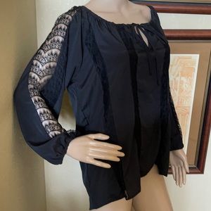 Women’s Black Statement Sleeve Top sz L NWT